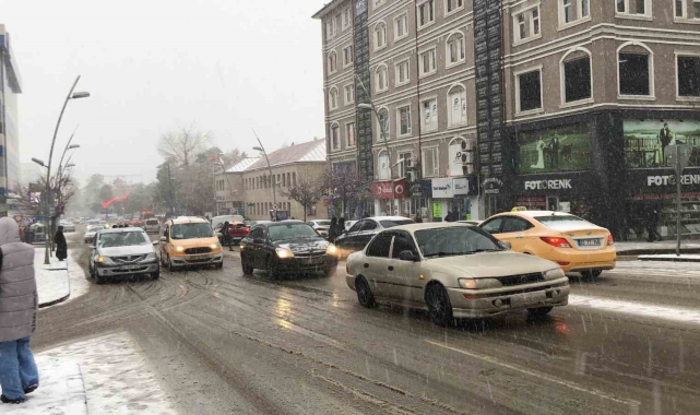 Erzurum da kar ve tipi etkili oluyor Çevre Sinop Flaş Haber